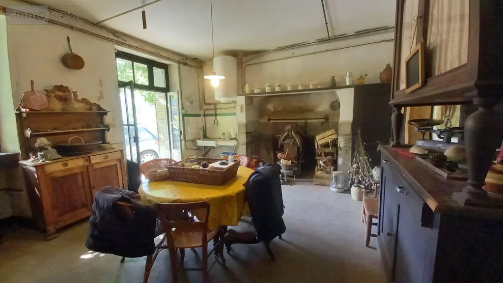 Maison a vendre Vic-sur-Cère 15800 Cantal 15 308 m2 138300 euros MG/2386 022