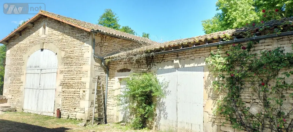 Maison a vendre Périgné 79170 Deux-Sèvres 79 338 m2 10 pièces 435700 euros MR1531 006