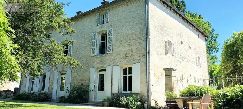 Maison a vendre Périgné 79170 Deux-Sèvres 79 338 m2 10 pièces 435700 euros MR1531 004
