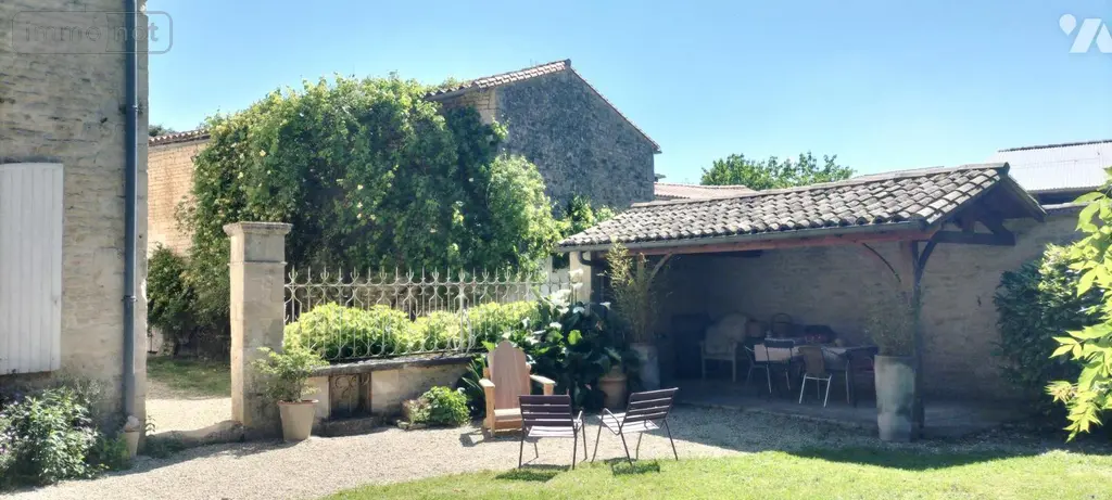 Maison a vendre Périgné 79170 Deux-Sèvres 79 338 m2 10 pièces 435700 euros MR1531 028