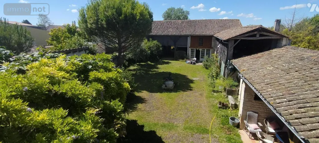 Maison a vendre Brioux-sur-Boutonne 79170 Deux-Sèvres 79 337 m2 14 pièces 198000 euros 13263 003