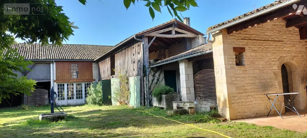 Maison a vendre Brioux-sur-Boutonne 79170 Deux-Sèvres 79 337 m2 14 pièces 198000 euros 13263 002