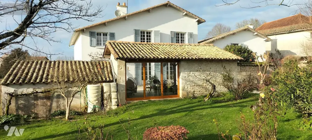 Maison a vendre Périgné 79170 Deux-Sèvres 79 270 m2 11 pièces 188500 euros MR13436 003