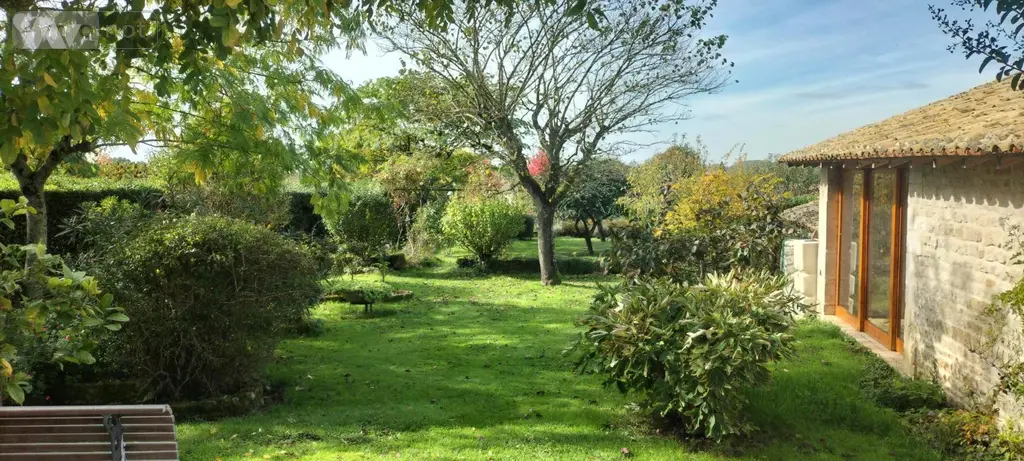 Maison a vendre Périgné 79170 Deux-Sèvres 79 270 m2 11 pièces 188500 euros MR13436 002