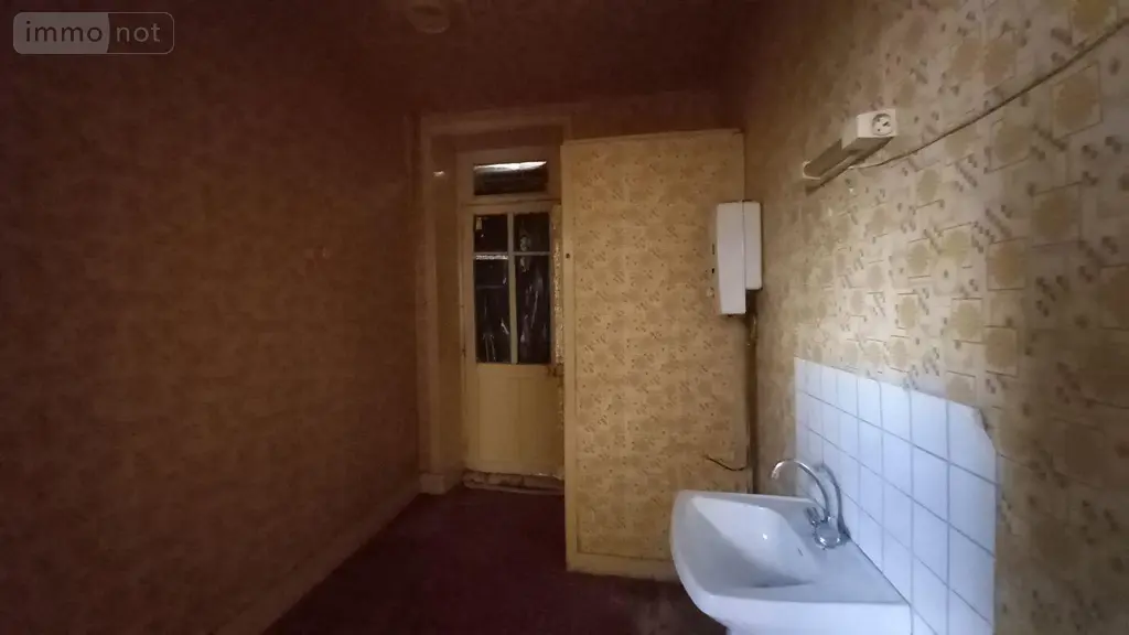 Maison a vendre Condat 15190 Cantal 15 60 m2 33000 euros FG/2393 006