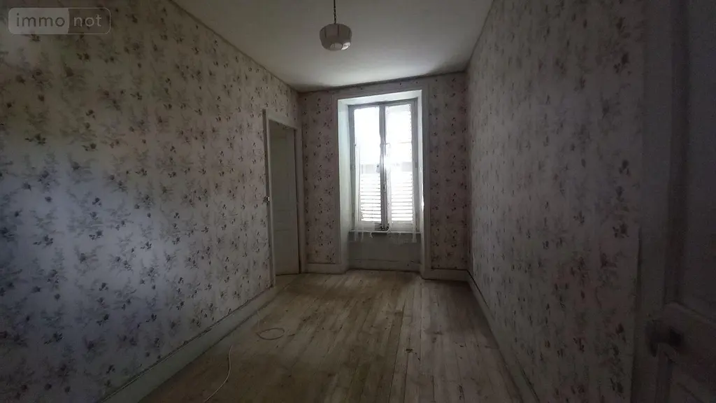 Maison a vendre Condat 15190 Cantal 15 60 m2 33000 euros FG/2393 009