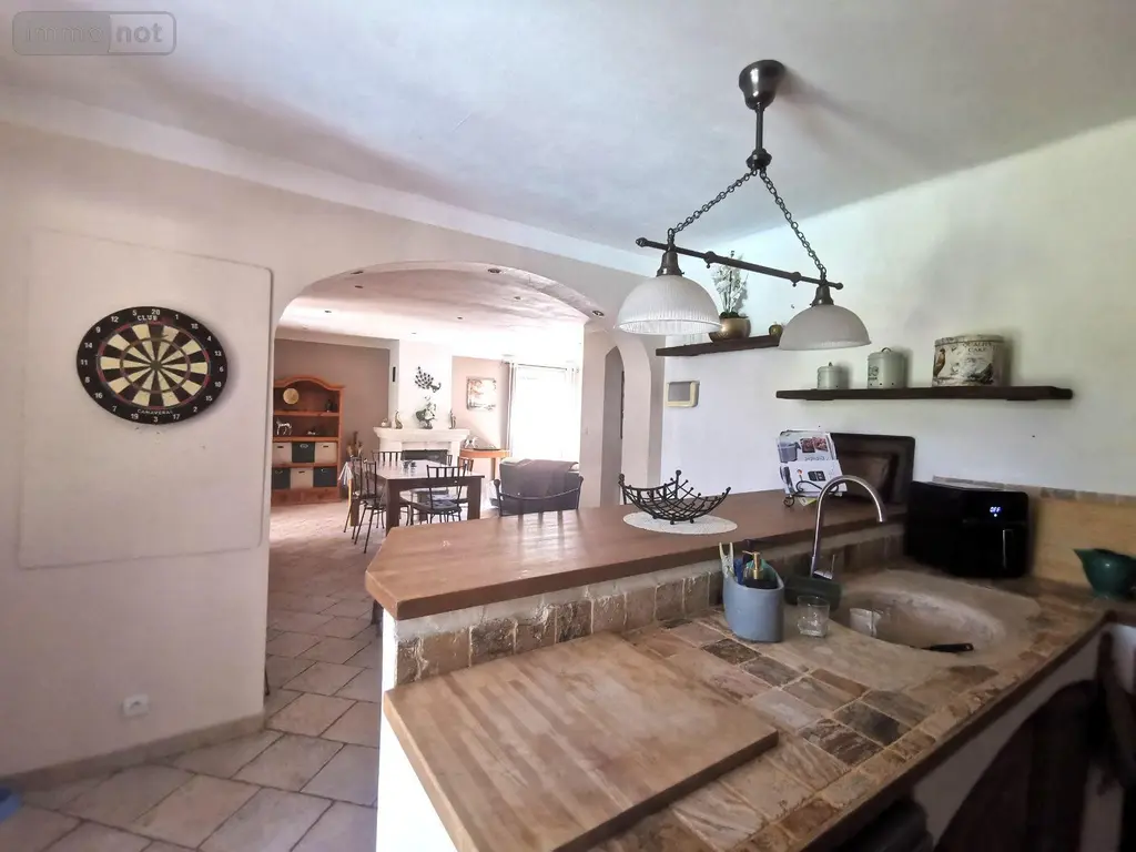 Maison a vendre Mouriès 13890 Bouches-du-Rhône 13 145 m2 7 pièces 859000 euros 075/178 015