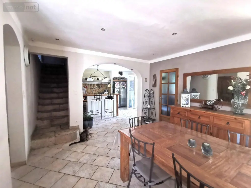 Maison a vendre Mouriès 13890 Bouches-du-Rhône 13 145 m2 7 pièces 859000 euros 075/178 008