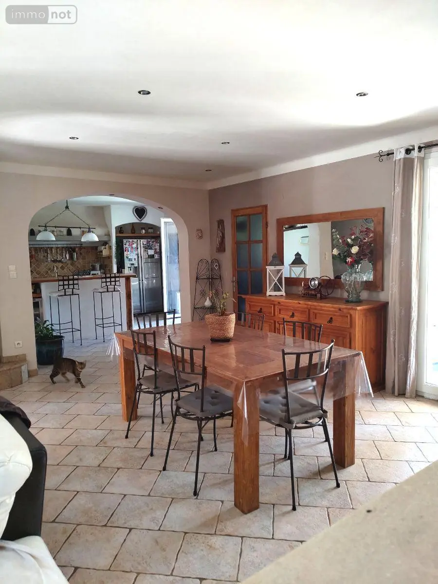 Maison a vendre Mouriès 13890 Bouches-du-Rhône 13 145 m2 7 pièces 859000 euros 075/178 010