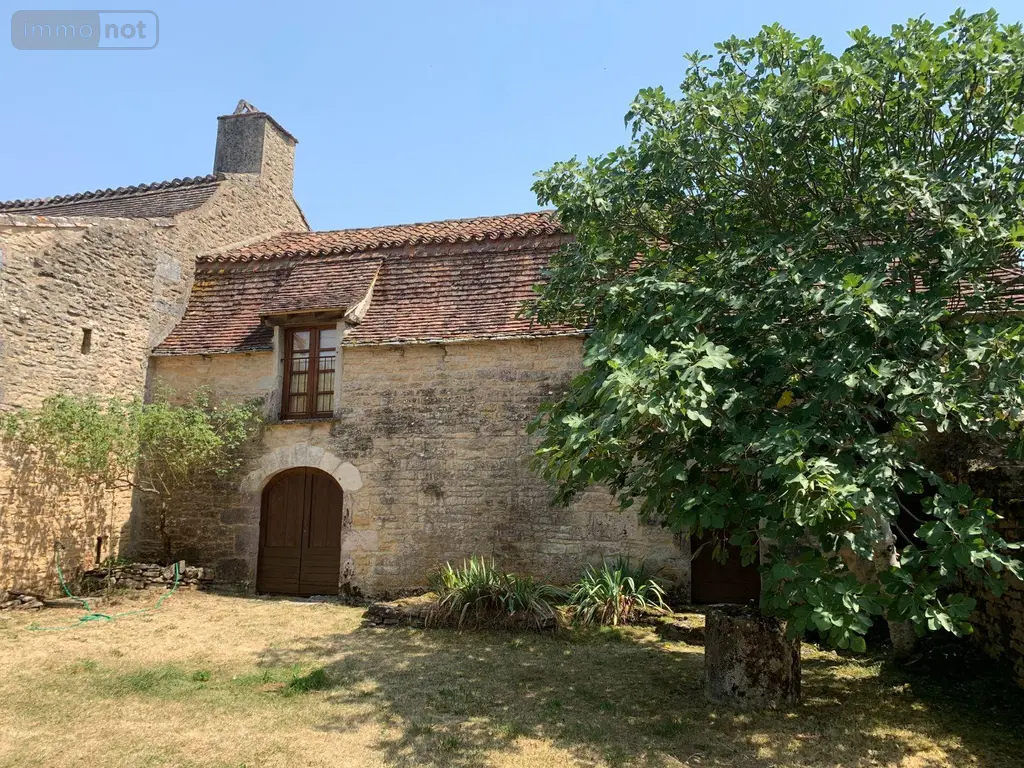 Maison a vendre Beauregard 46260 Lot 46 240 m2 7 pièces 293680 euros LI/639 004
