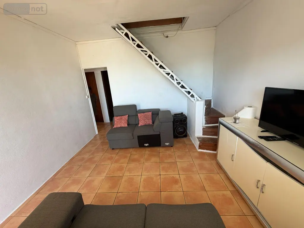 Maison a vendre Saint-Denis 97490 La Réunion 974 165 m2 7 pièces 350000 euros 97405/194 008