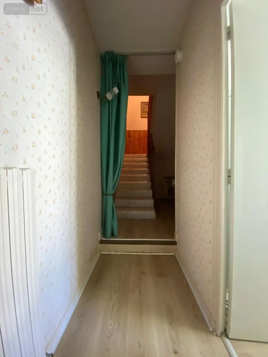 Maison a vendre Azé 71260 Saône-et-Loire 71 98 m2 5 pièces 168000 euros MA 669 007