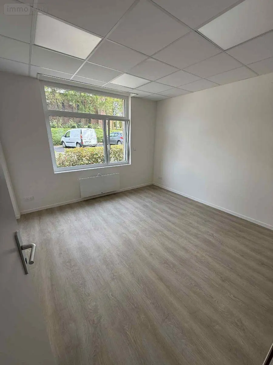 Location divers Saint-Sylvestre-Cappel 59114 Nord 59 19 m2 612 euros S5388 006
