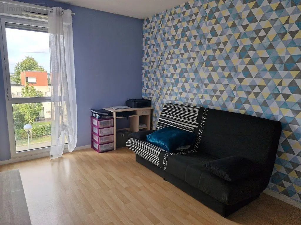 Appartement a vendre Noyal-sur-Vilaine 35530 Ille-et-Vilaine 35 64 m2 3 pièces 189688 euros 104-NR 006