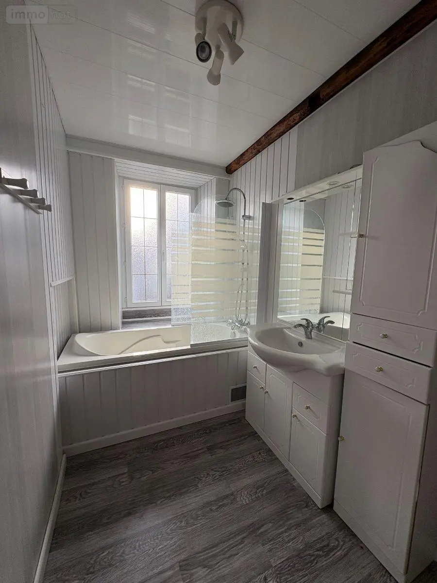 Maison a vendre Vecqueville 52300 Haute-Marne 52 187 m2 8 pièces 56320 euros JO/1019 008