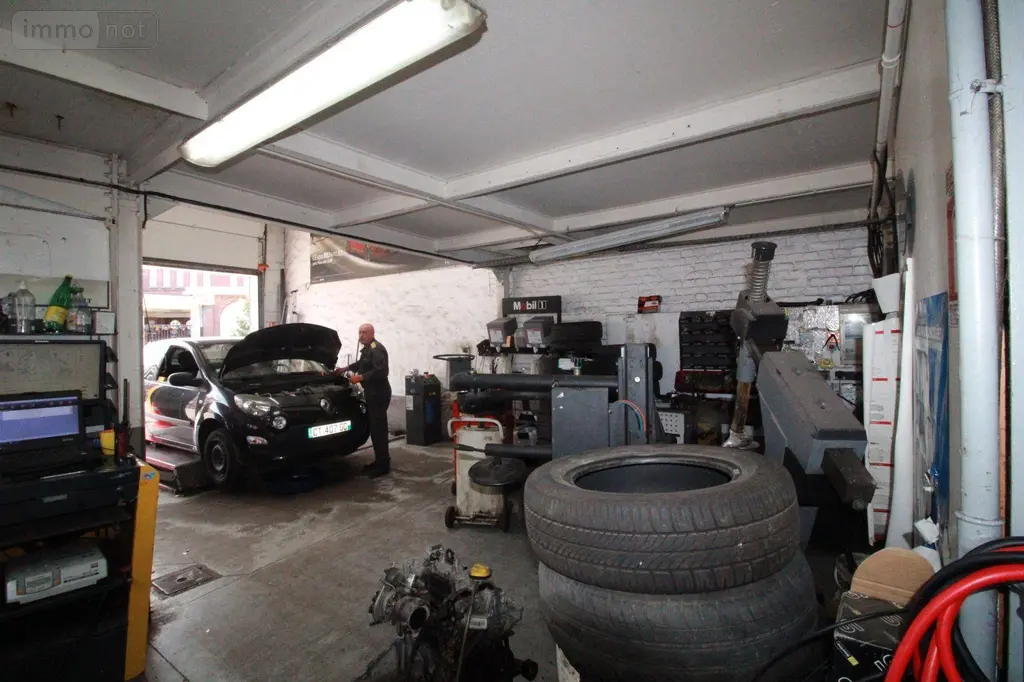 Fonds et murs commerciaux a vendre Dunkerque 59240 Nord 59 201 m2 388500 euros D1045 003