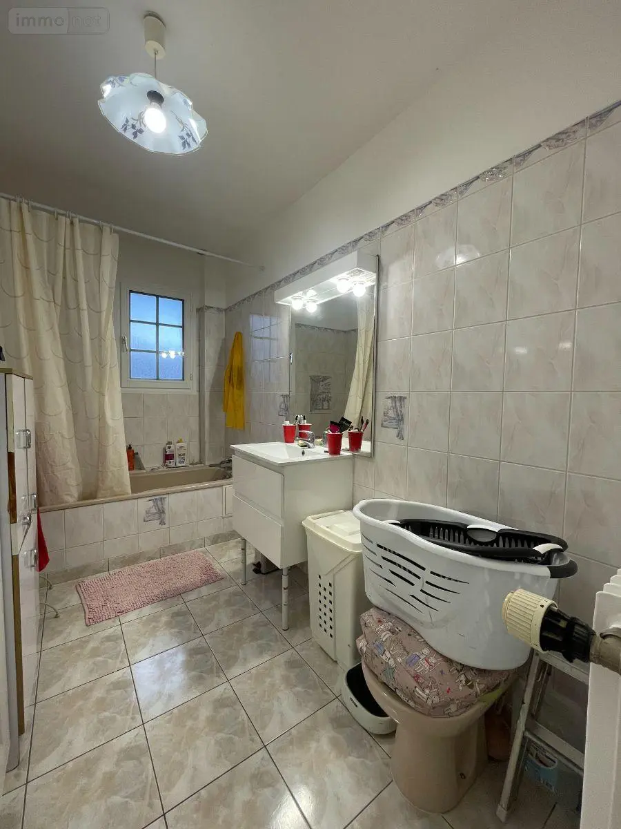 Maison a vendre Nogent-le-Rotrou 28400 Eure-et-Loir 28 131 m2 6 pièces 214000 euros 251011 006