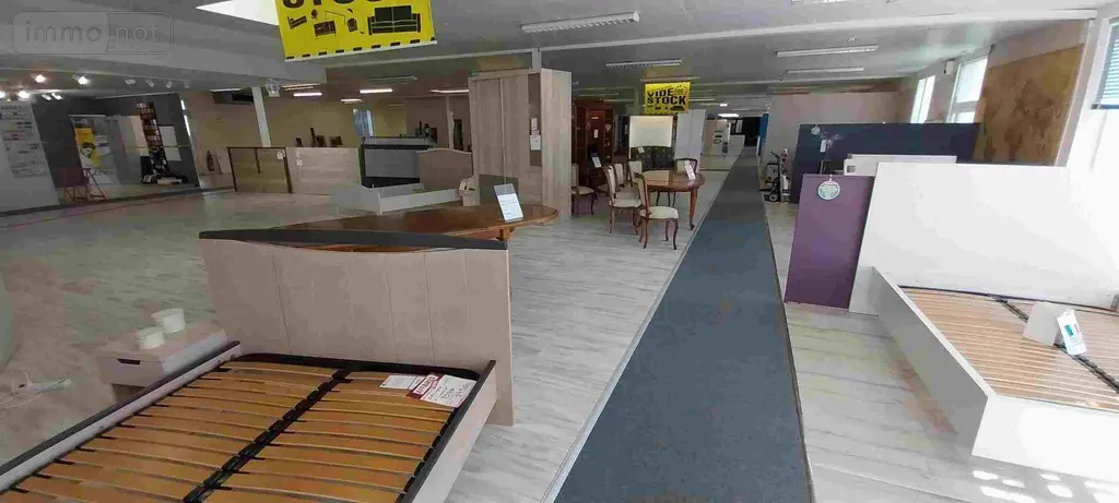 Fonds et murs commerciaux a vendre Saint-James 50240 Manche 50 1130 m2 4 pièces 243800 euros 12541/2210 006