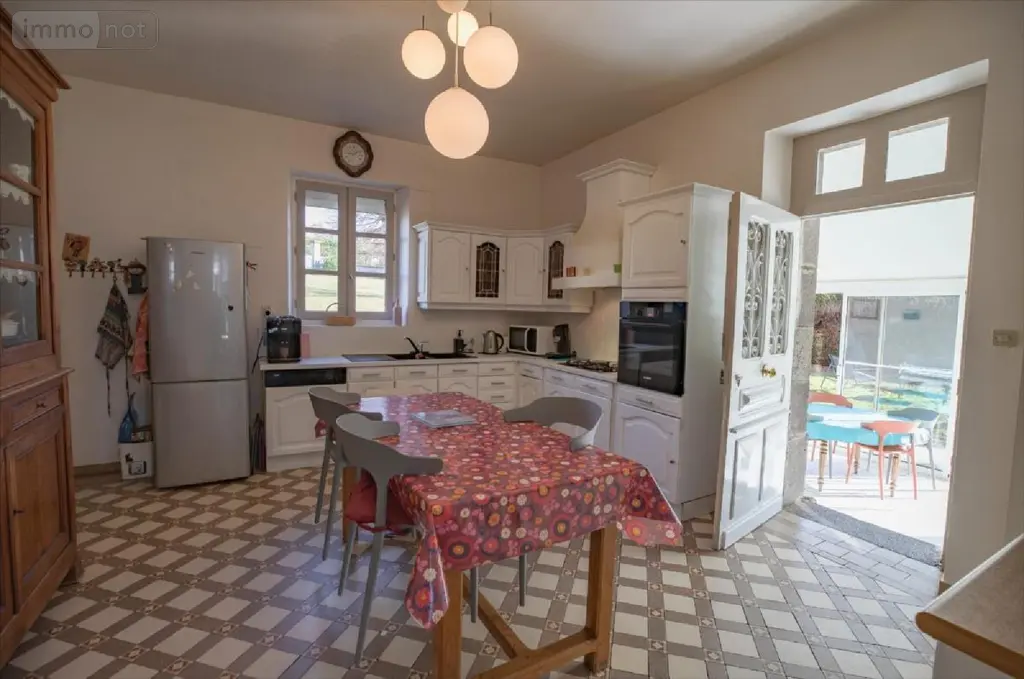 Maison a vendre Jussac 15250 Cantal 15 291 m2 10 pièces 393750 euros 15061-1079274 008