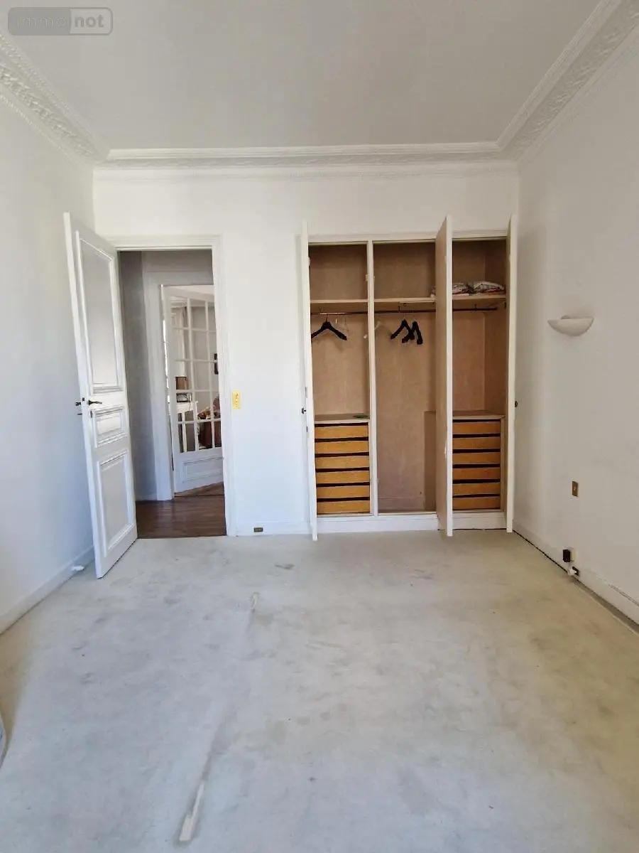 Appartement a vendre Paris 18e Arrondissement 75018 Paris 75 75 m2 3 pièces 766000 euros JG 75018 009