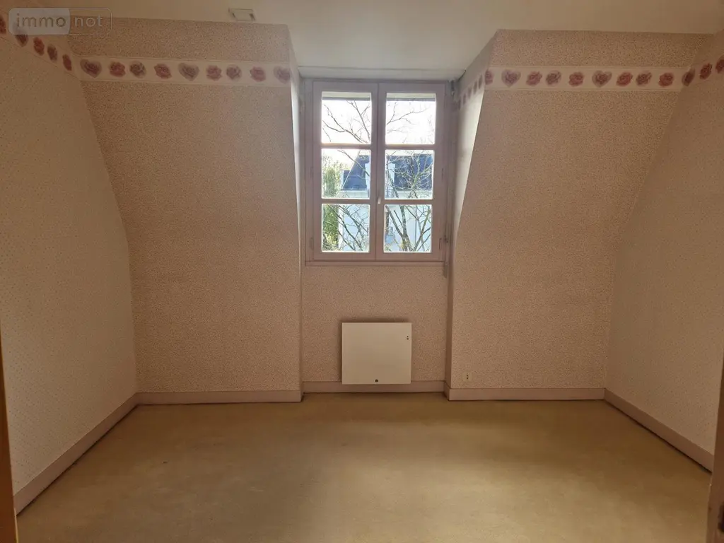 Location maison Châteaugiron 35410 Ille-et-Vilaine 35 134 m2 5 pièces 1050 euros LOC 36 011