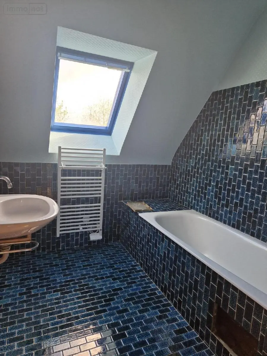 Location maison Châteaugiron 35410 Ille-et-Vilaine 35 134 m2 5 pièces 1050 euros LOC 36 013