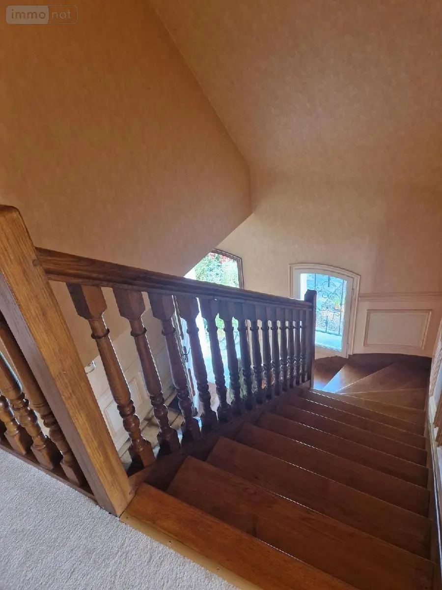 Location maison Châteaugiron 35410 Ille-et-Vilaine 35 134 m2 5 pièces 1050 euros LOC 36 010