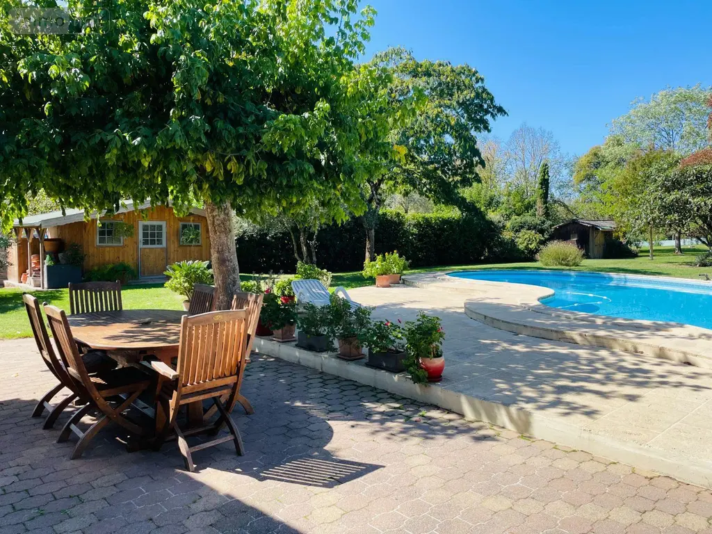 Maison a vendre Bazas 33430 Gironde 33 352 m2 8 pièces 485000 euros 32925 011