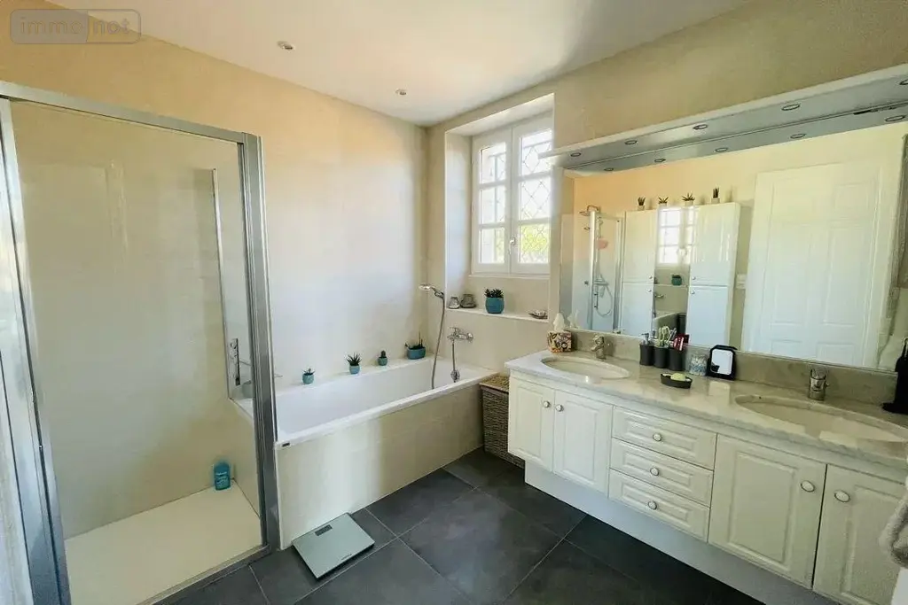 Maison a vendre Bazas 33430 Gironde 33 352 m2 8 pièces 485000 euros 32925 007