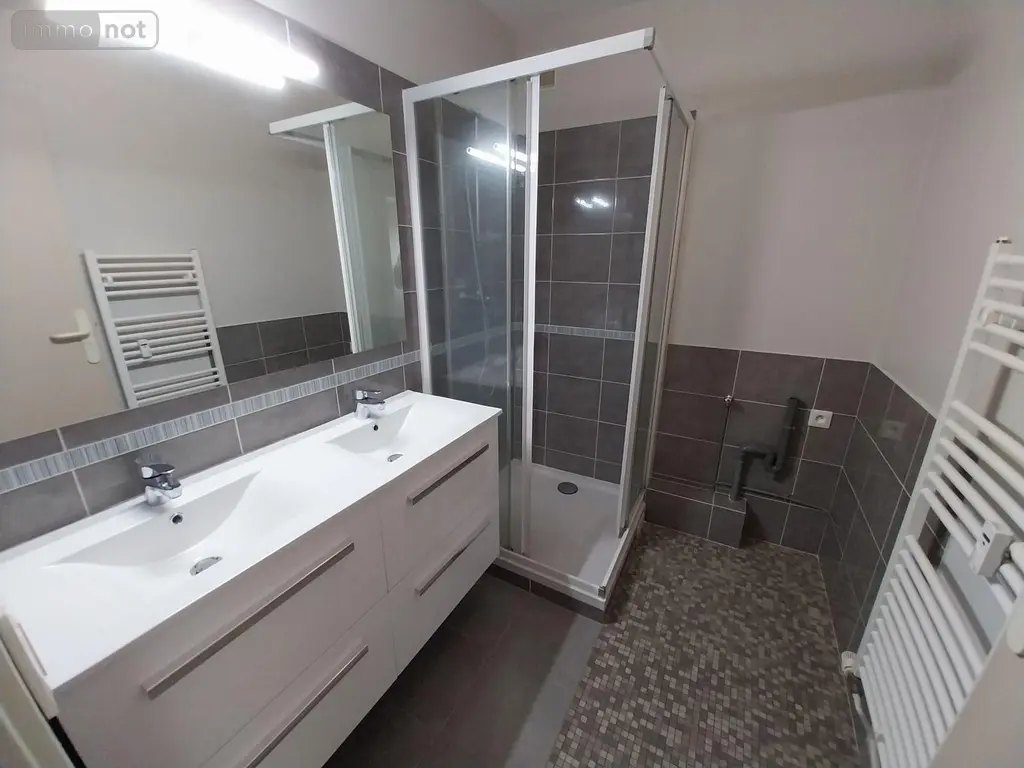 Appartement a vendre Vitré 35500 Ille-et-Vilaine 35 65 m2 3 pièces 177480 euros 35131-120 005
