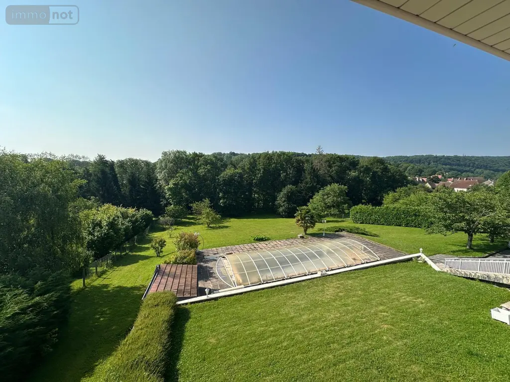 Propriete a vendre Jouhe 39100 Jura 39 350 m2 13 pièces 397000 euros J / LL 012