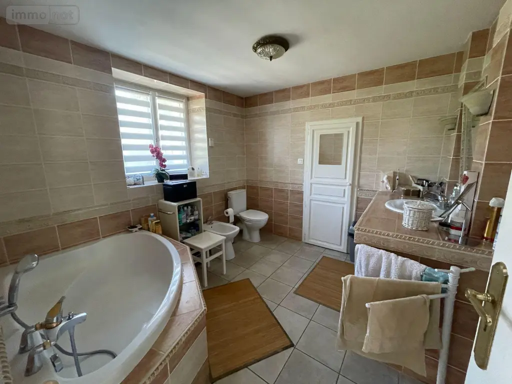 Maison a vendre Bagnoles de l'Orne Normandie 61140 Orne 61 120 m2 6 pièces 197250 euros 563 006