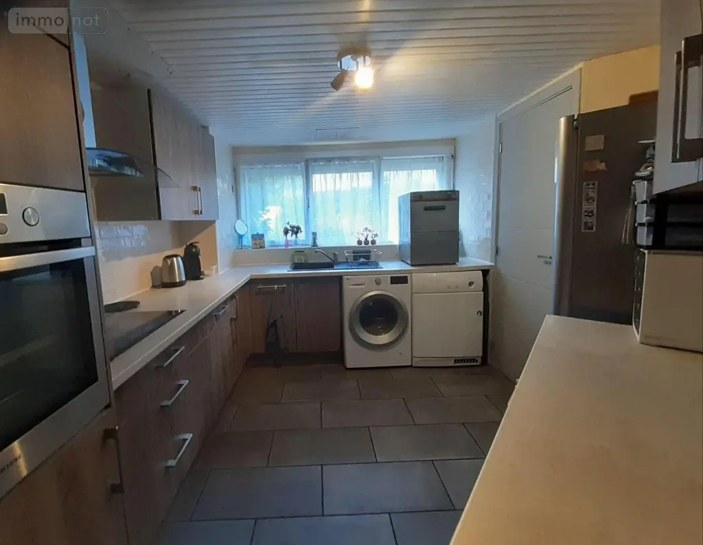 Fonds et murs commerciaux a vendre Sainte-Brigitte 56480 Morbihan 56 209 m2 5 pièces 188500 euros 063-435 011