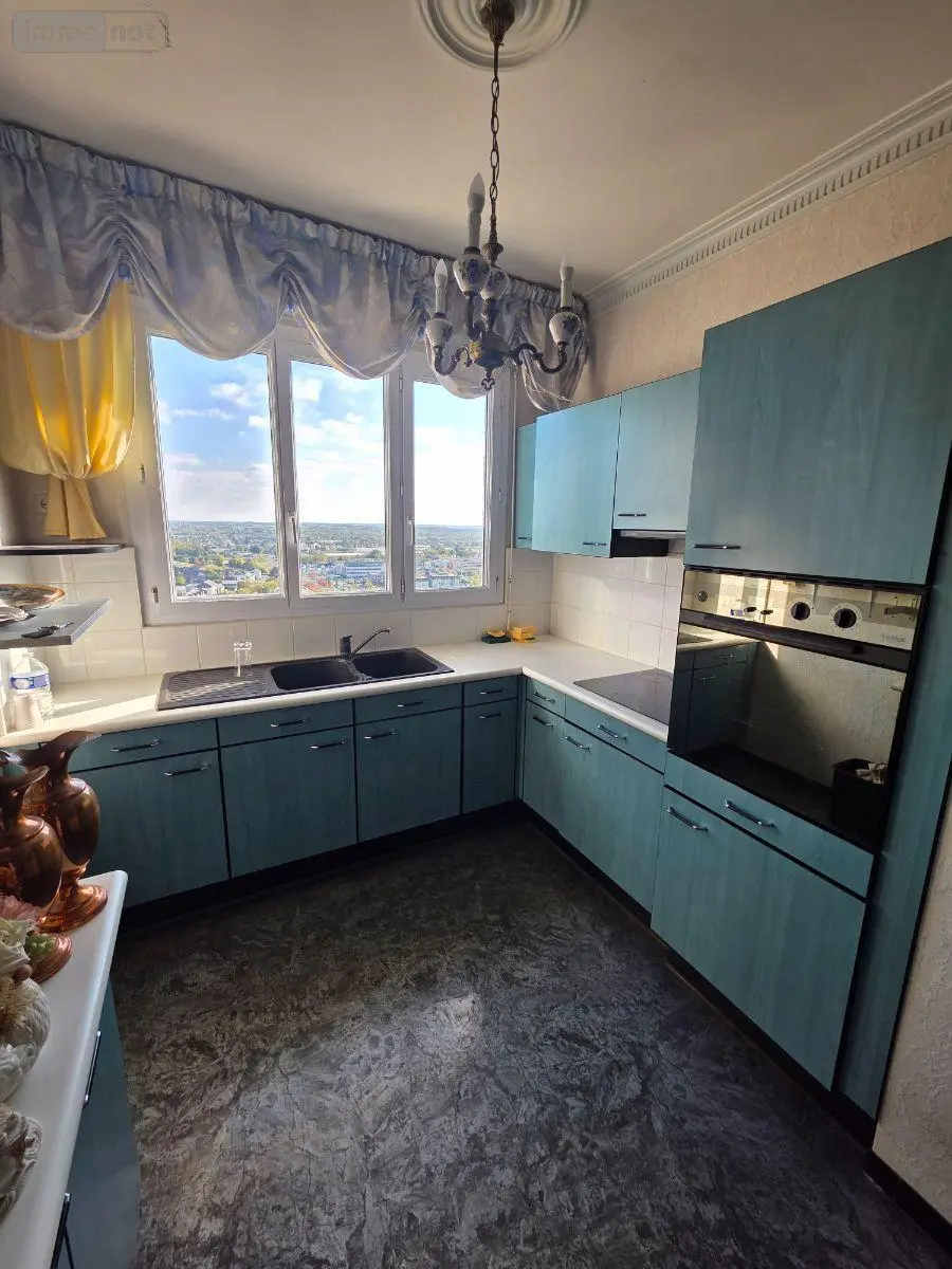 Appartement a vendre Angers 49000 Maine-et-Loire 49 94 m2 5 pièces 189900 euros 49115/MAIS/504 006