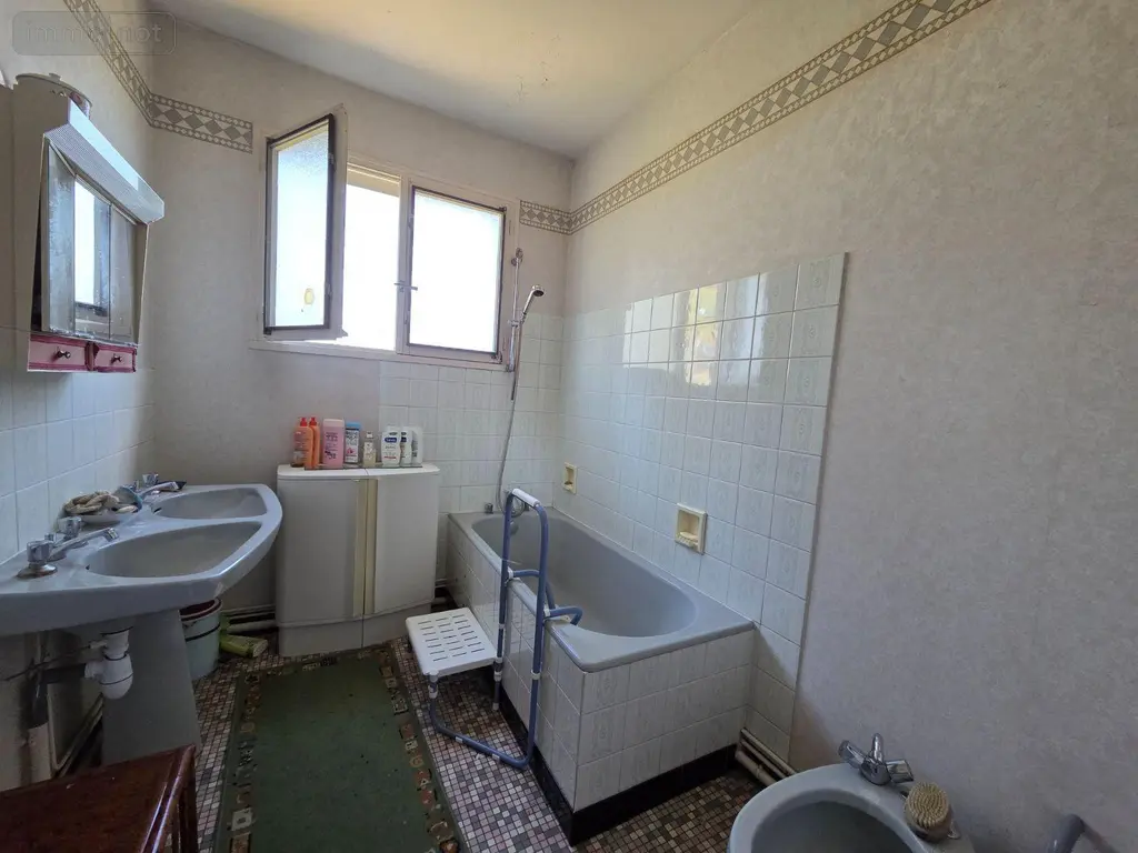 Maison a vendre Couzeix 87270 Haute-Vienne 87 193 m2 6 pièces 143150 euros 87006/1256 011