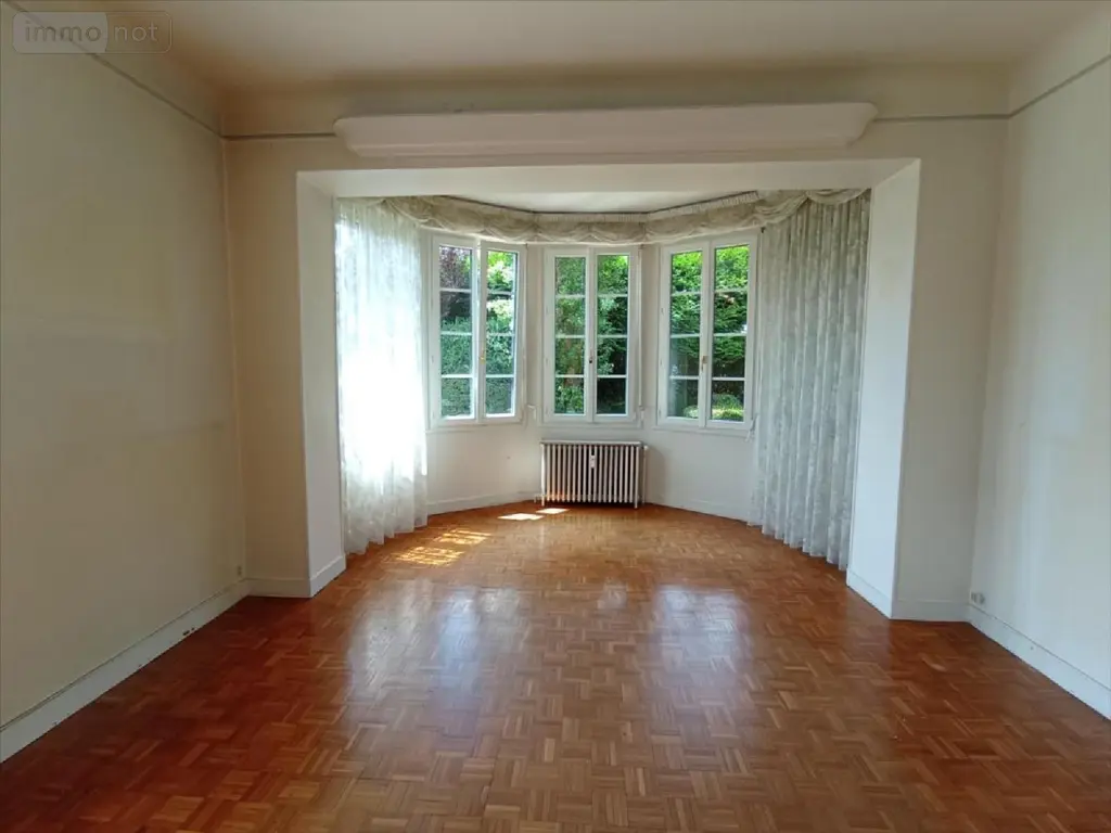 Maison a vendre Condé-en-Normandie 14110 Calvados 14 186 m2 7 pièces 129805 euros 14085-3623 007