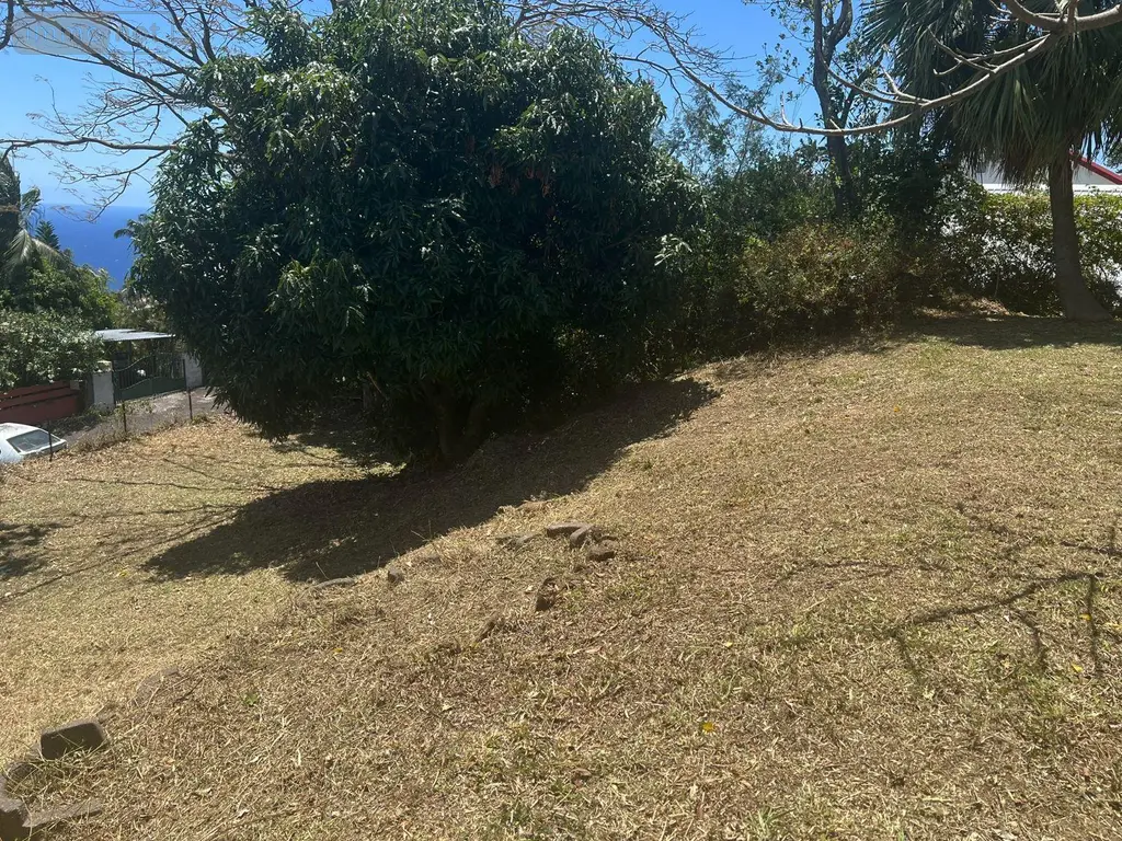Terrain a batir a vendre Montagne 33570 Gironde 33 149800 euros 97405/211 008
