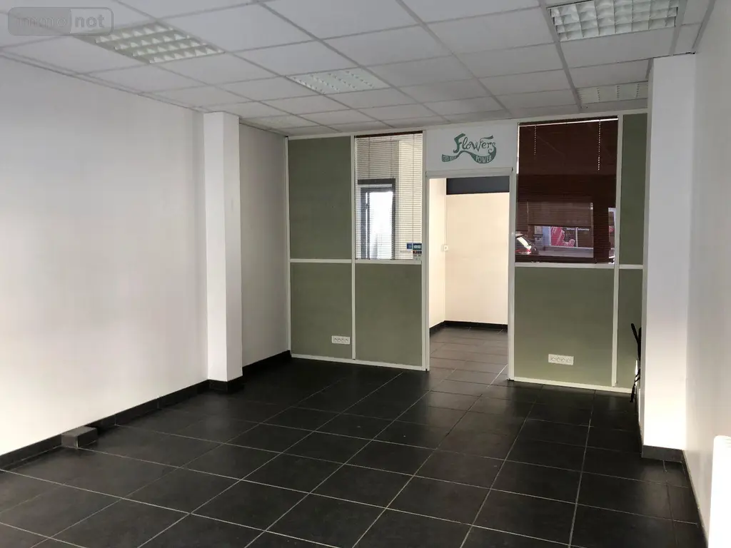 Fonds et murs commerciaux a vendre Chalon-sur-Saône 71100 Saône-et-Loire 71 25 m2 65000 euros 13783/570 002