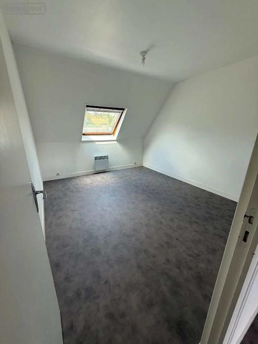 Location appartement Condé-en-Normandie 14110 Calvados 14 51 m2 3 pièces 434 euros 212 006