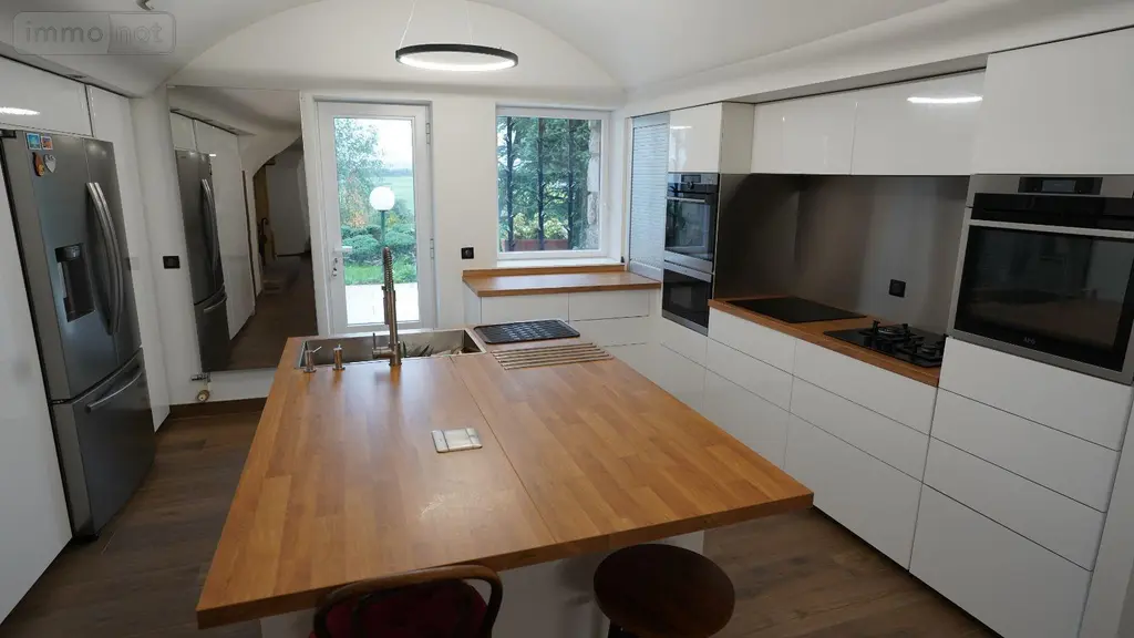Maison a vendre Monistrol-sur-Loire 43120 Haute-Loire 43 390 m2 12 pièces 1230000 euros 02 004