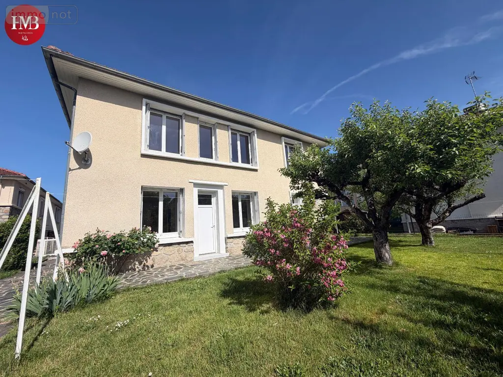 Maison a vendre Aurillac 15000 Cantal 15 105 m2 8 pièces 166400 euros 10627/1020 002