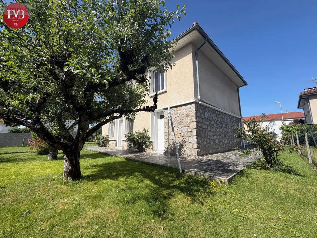 Maison a vendre Aurillac 15000 Cantal 15 105 m2 8 pièces 166400 euros 10627/1020 001