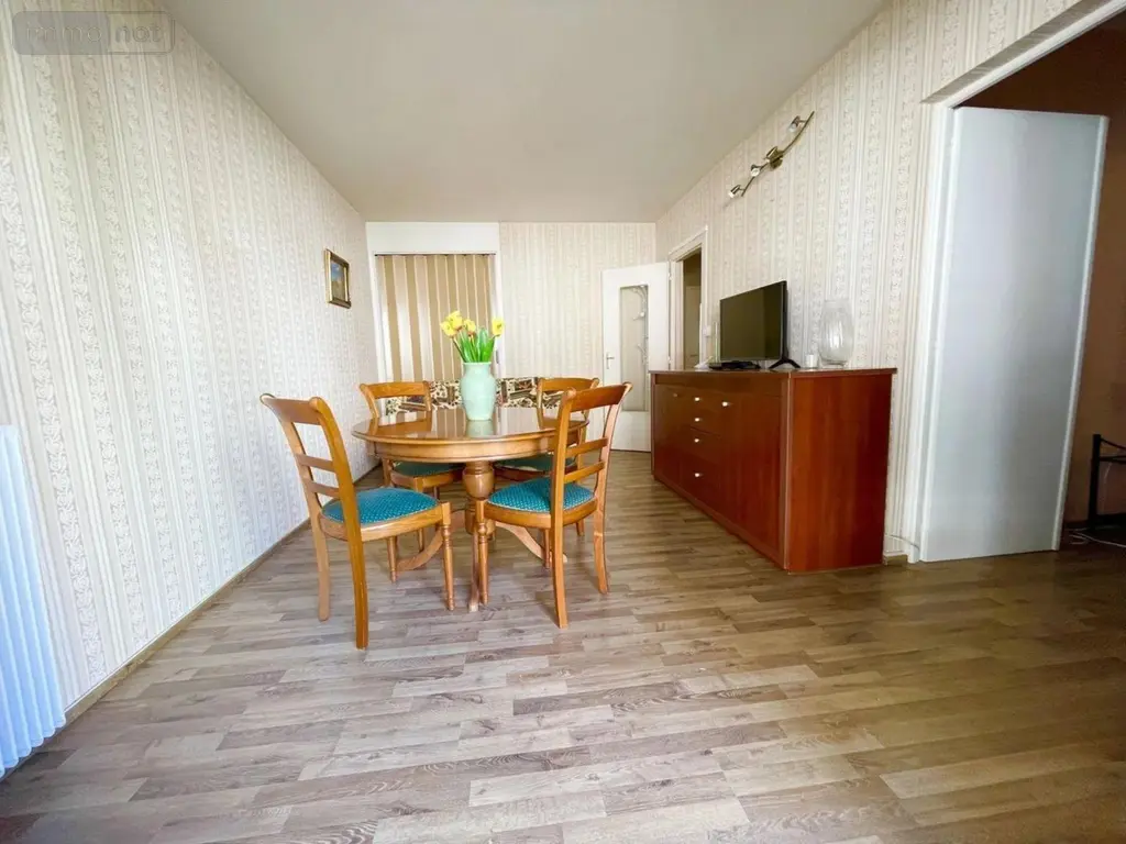 Appartement a vendre Orléans 45000 Loiret 45 50 m2 3 pièces 115400 euros 12295/232 007