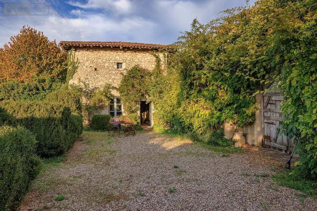 Maison a vendre Sainte-Radegonde 33350 Gironde 33 173 m2 5 pièces 587600 euros 118/1617 020