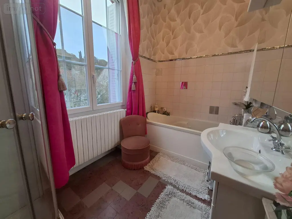 Maison a vendre Le Bugue 24260 Dordogne 24 111 m2 4 pièces 261000 euros 18113/147 014