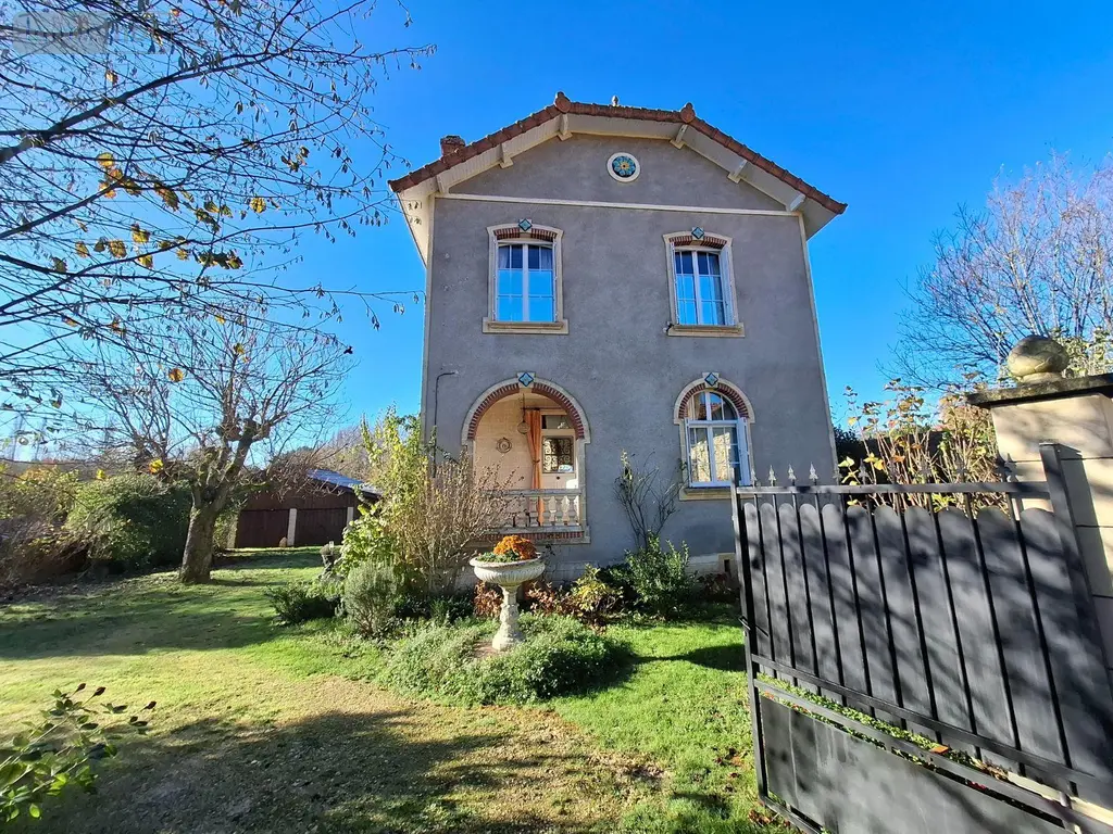 Maison a vendre Le Bugue 24260 Dordogne 24 111 m2 4 pièces 261000 euros 18113/147 029