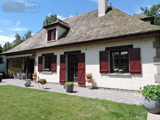 Maison a vendre Murat 15300 Cantal 15 180 m2 429000 euros FG/2435 002