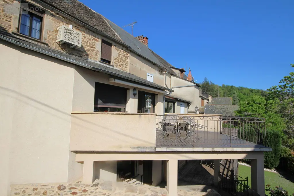 Maison a vendre Najac 12270 Aveyron 12 198 m2 8 pièces 299700 euros 3201 041