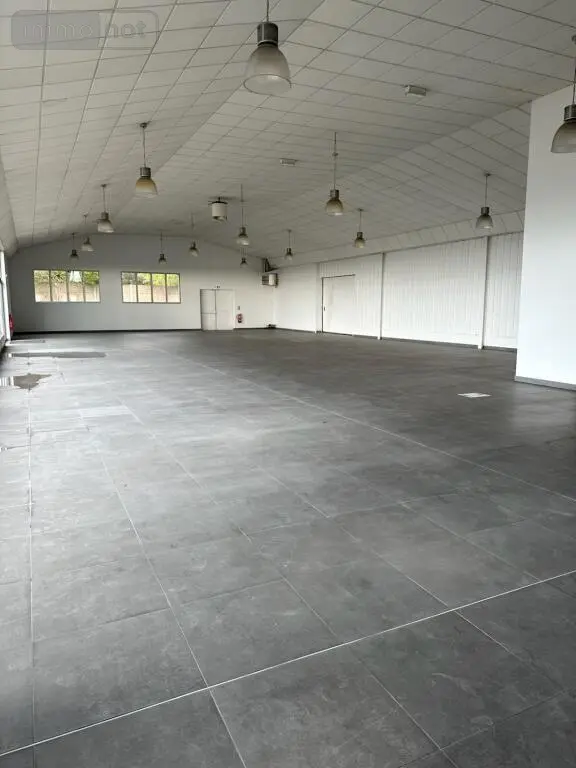 Location fonds et murs commerciaux Poulainville 80260 Somme 80 1060 m2 6 pièces 8000 euros 1/784 003