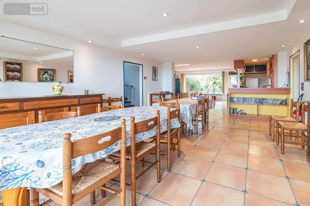 Propriete a vendre Plougasnou 29630 Finistère 29 400 m2 20 pièces 997500 euros STSA 009